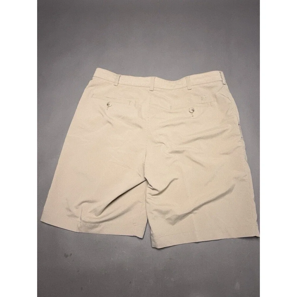 Southern Tide Club Tech Khaki Golf Shorts Size 38